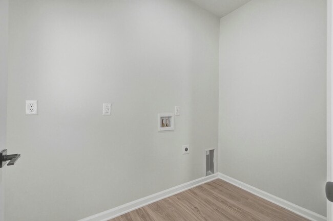Building Photo - 4707 Boundary St