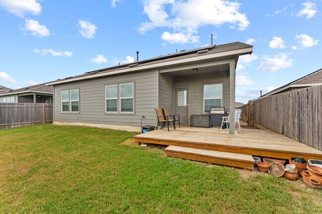 Building Photo - 129 Escondido Cir