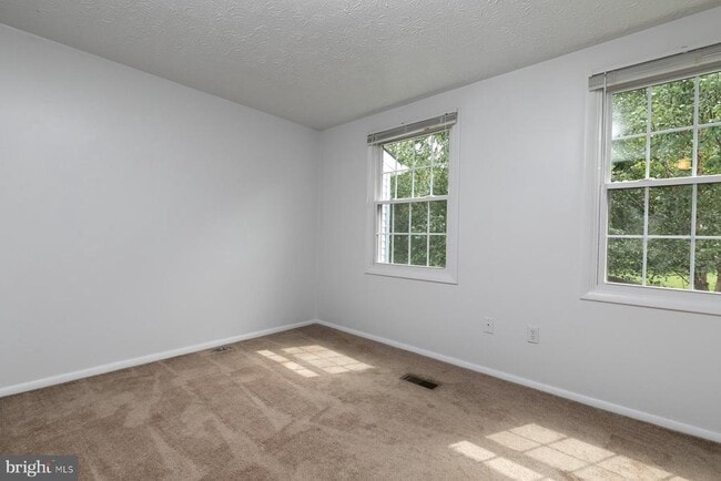 Building Photo - 1627 Purple Sage Dr