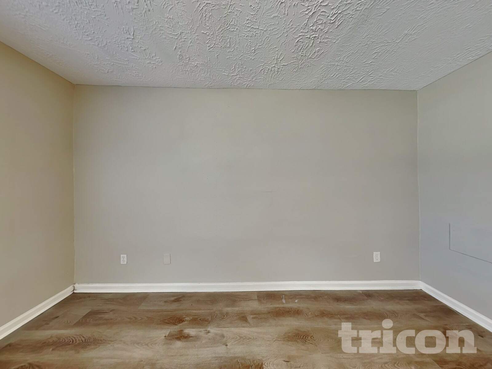 Building Photo - 6826 Blue Ridge Dr