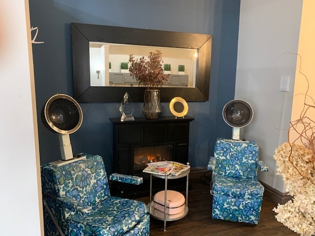 Building Photo - 614-626 W Lake St