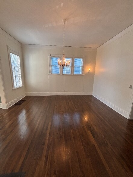 Building Photo - 1570 Linden Ave