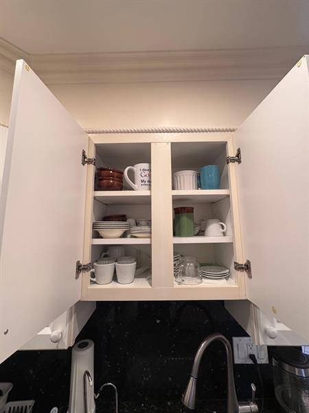 Building Photo - 6435 Bay Club Dr