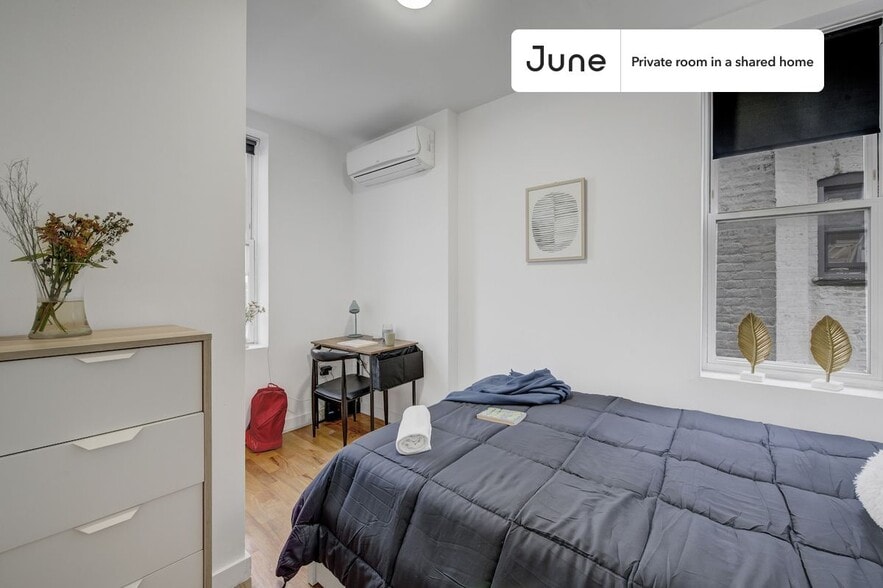 Building Photo - Room in Shared 5.0 bed/2 bath home