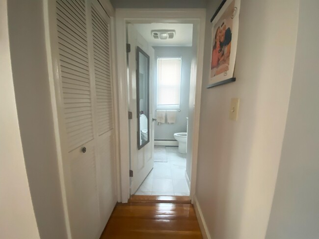 Building Photo - 288 Amory St