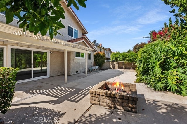 Building Photo - 14821 Yucca Ave