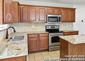 Building Photo - 2024 N Ranch Estates Blvd