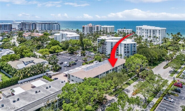 Building Photo - 234 Banyan Blvd
