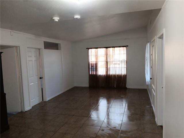 Building Photo - 3719 Delaware Ave