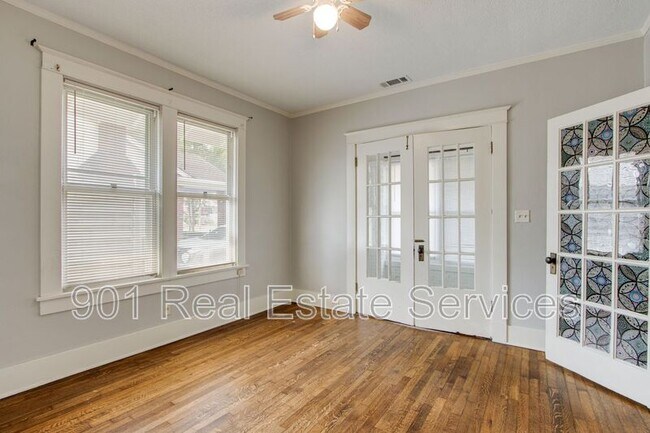 Building Photo - 670 Dickinson St