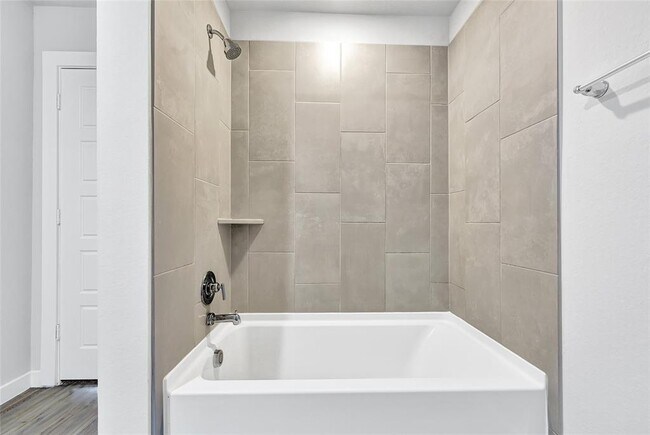 Building Photo - 8535 Oceanmist Cv Dr