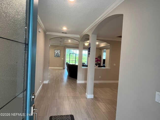 Building Photo - 211 Diamondback Ave