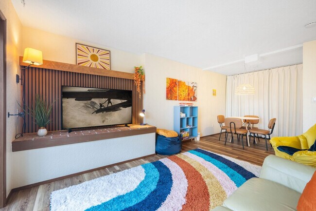 Building Photo - 5504 NE 190th St