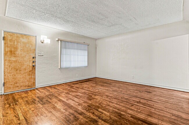 Building Photo - 7713 Veracruz Ave