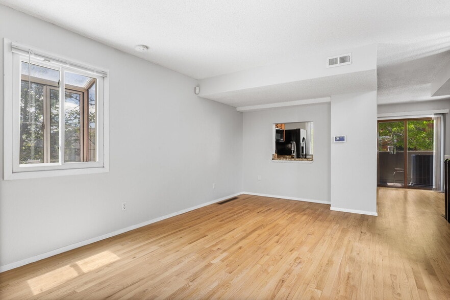 Building Photo - 3050 West 32nd Avenue