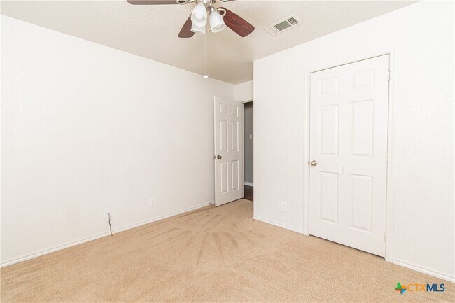 Building Photo - 3408 Ida Dr