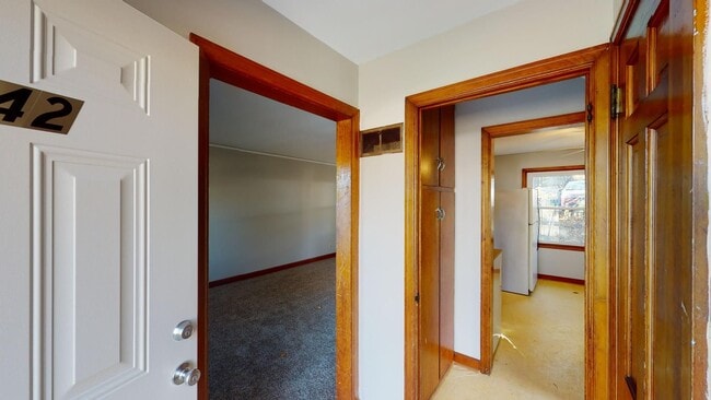 Building Photo - Amazing Location - Available August 1st