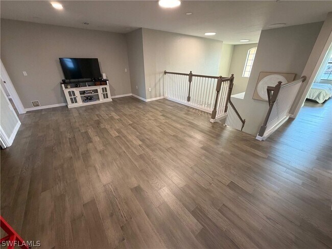 Building Photo - 1588 Vizcaya Ln