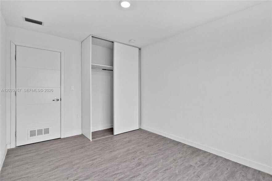 Building Photo - 25810 SW 144th Ave