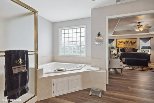 Building Photo - 9669 Cailler Dr