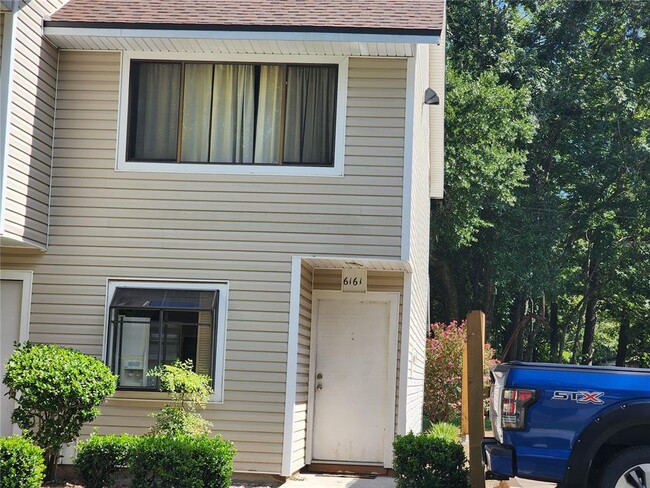 Building Photo - 6161 SW 8th Ln