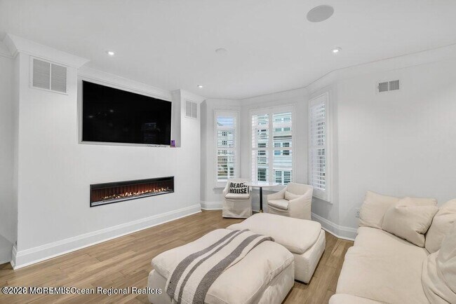 Building Photo - 44 Marine Terrace