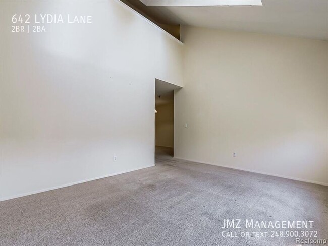 Building Photo - Introducing a beautiful 2 bedroom, 2 bathr...