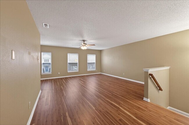 Building Photo - 12599 Majestic Way