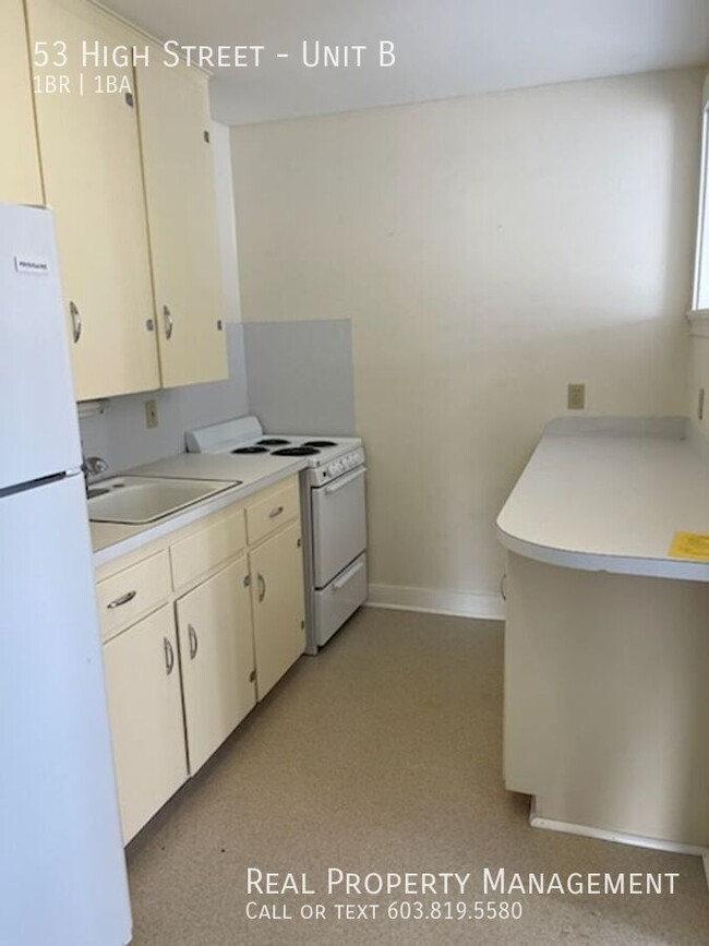 Building Photo - Spacious 1 Bedroom Apartment with Office S...