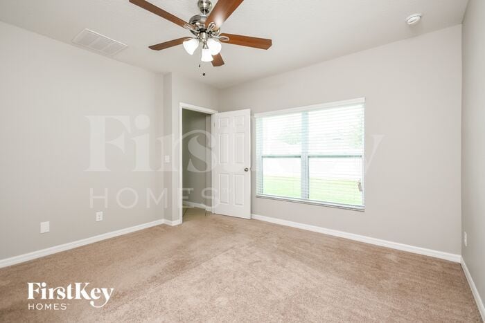 Building Photo - 4748 Rockvale Dr