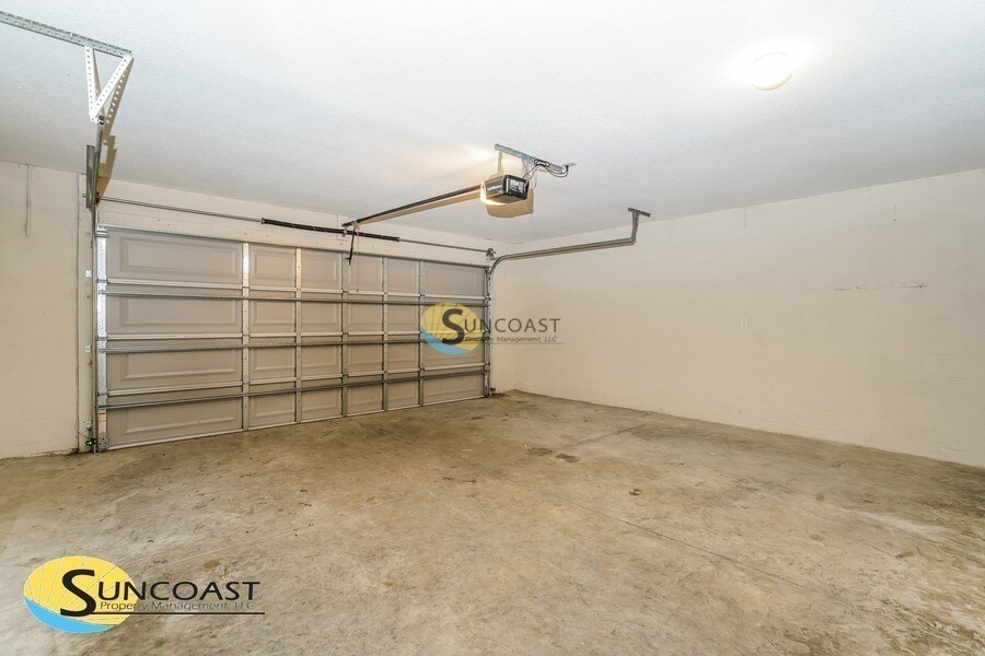 Building Photo - 333 Marion Oaks Golf Way