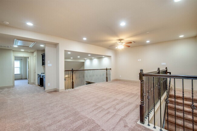 Building Photo - 24111 Valencia Ridge Ln