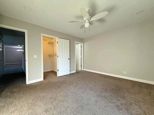Building Photo - 97 Burr Oak Ln