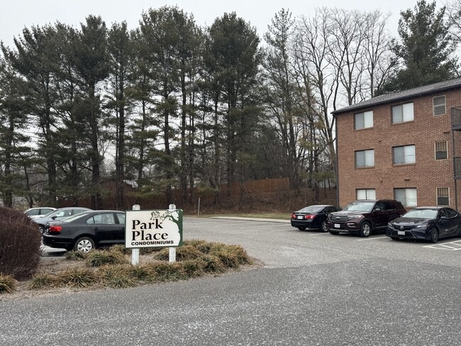 Building Photo - 909 Montgomery St NW