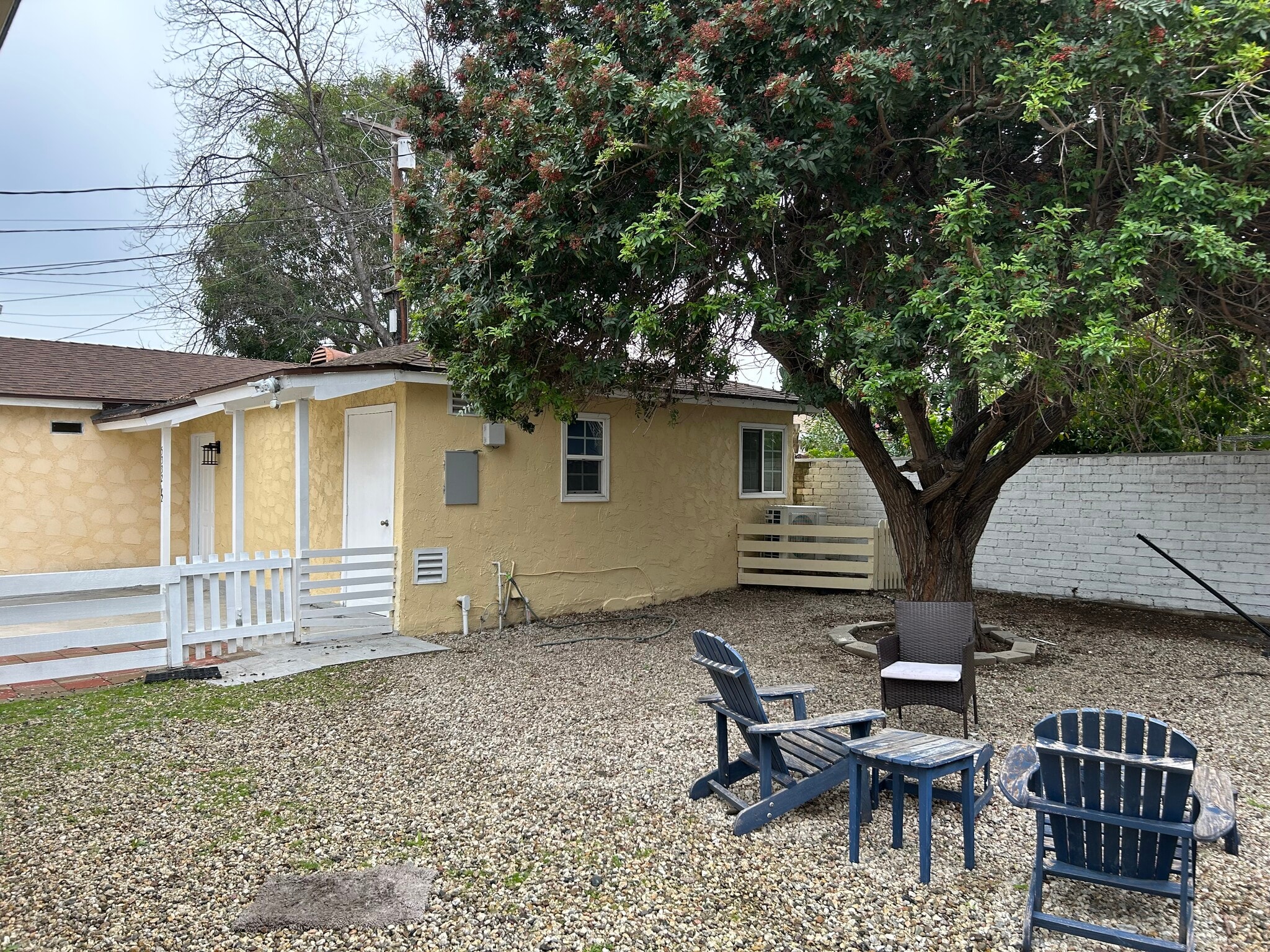 Building Photo - 5332 Buchanan St