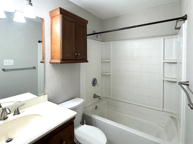 Building Photo - 9811 Claudett Ct