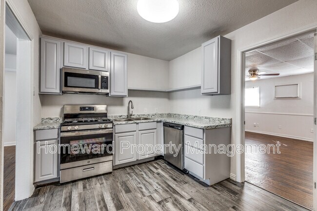 Building Photo - 4256 Standish Rd