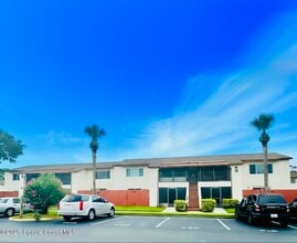 Building Photo - 624 Ridge Club Dr