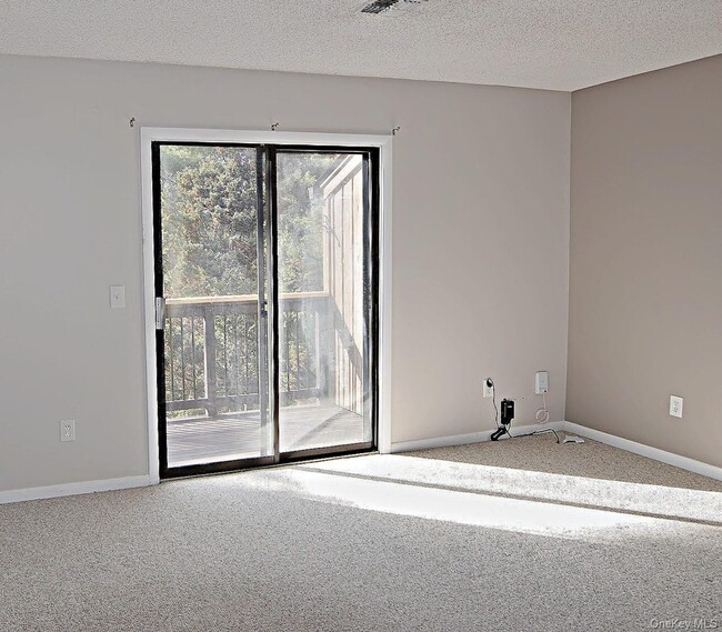 Building Photo - 3502 Fox Ln