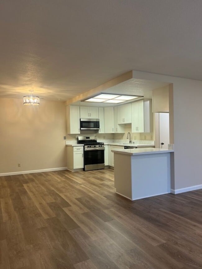 Building Photo - BEAUTIFULLY REMODELED 3 BEDROOM IN LOOMIS!!