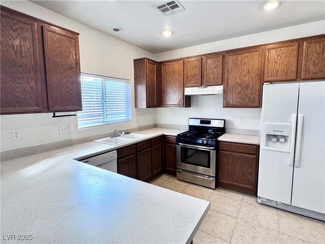 Building Photo - 6034 Tea Light Ct