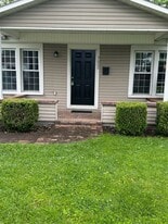 Building Photo - 3000 Daviess St
