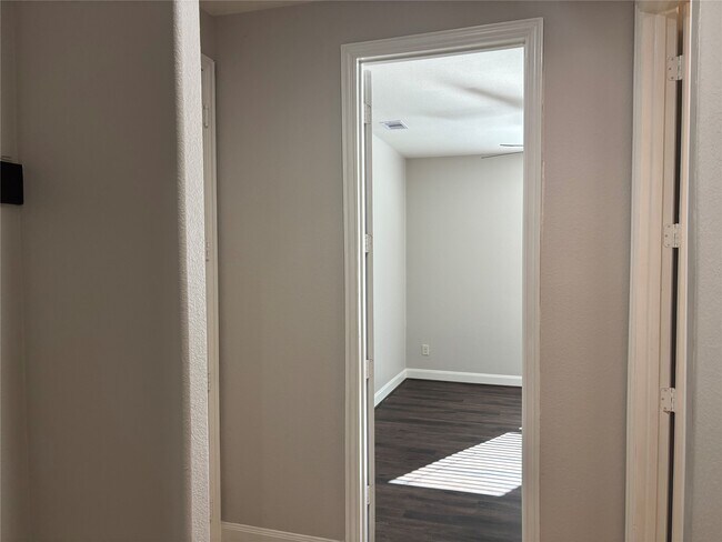 Building Photo - 20411 Bristol Bluff Ln