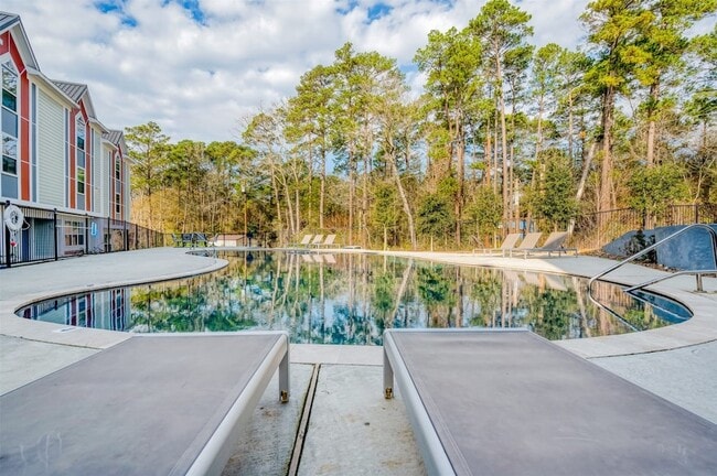 Building Photo - 3730 Boettcher Dr