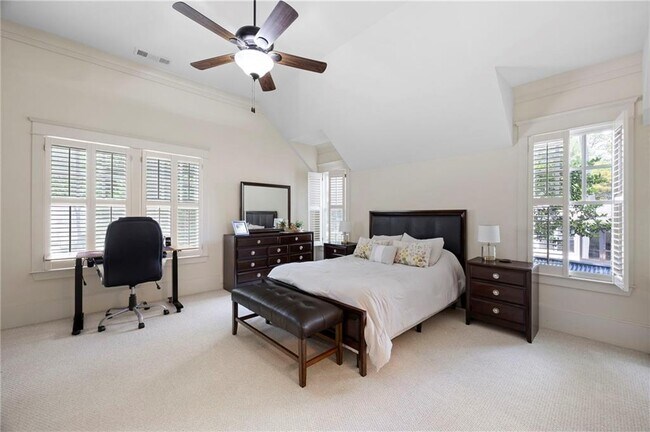 Building Photo - 3487 Habersham Rd NW
