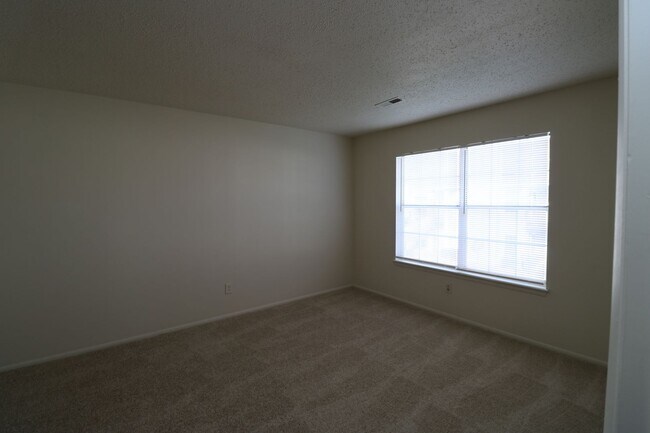 Building Photo - 4155 Thalia Station Cir