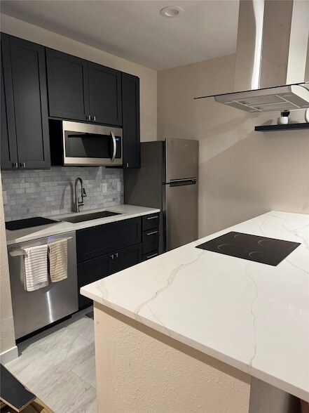 Building Photo - 10051 Westpark Dr