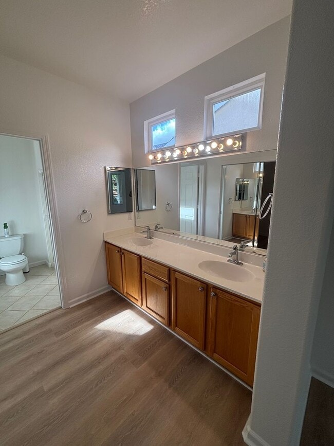 Building Photo - Large Single Level 2 Bedroom 2 Bathroom with Office in Cloverdale's Del Webb Community with A/C &...