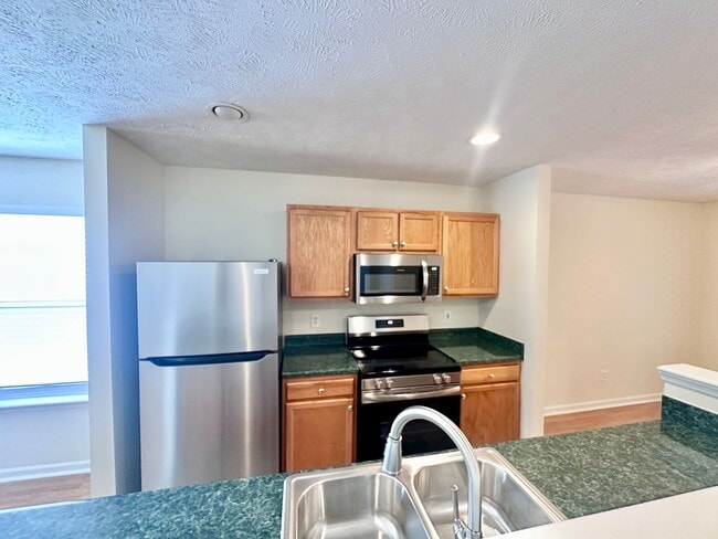 Building Photo - Wonderful 3 Bedroom 2 Bath Home Now Available!