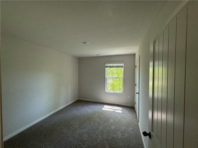 Building Photo - 126 Hughes Pl Dr